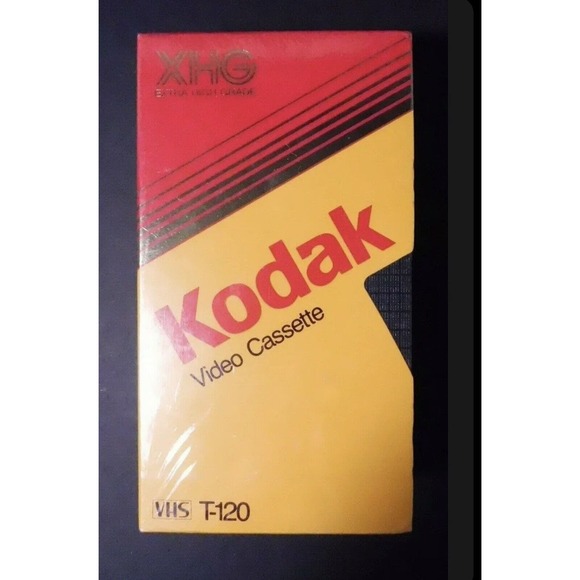 Vintage 1987 Kodak VHS T-120 Extra High Grade XHG Blank VCR Tapes Unopened - Picture 1 of 2